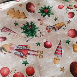 Manó, mézeskalács mintás karácsonyi loneta (dekortextil) ünnepi hangulatú, párnának dekorációnak