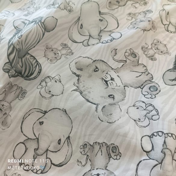 Fehér alapon baby állat mintás pamutvászon