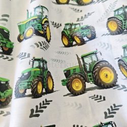   Szürke alapon traktor mintás digitális nyomtatású pamutvászon  1,8fm-es darab